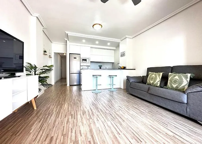 Arenales Del Sol Beach Apartment