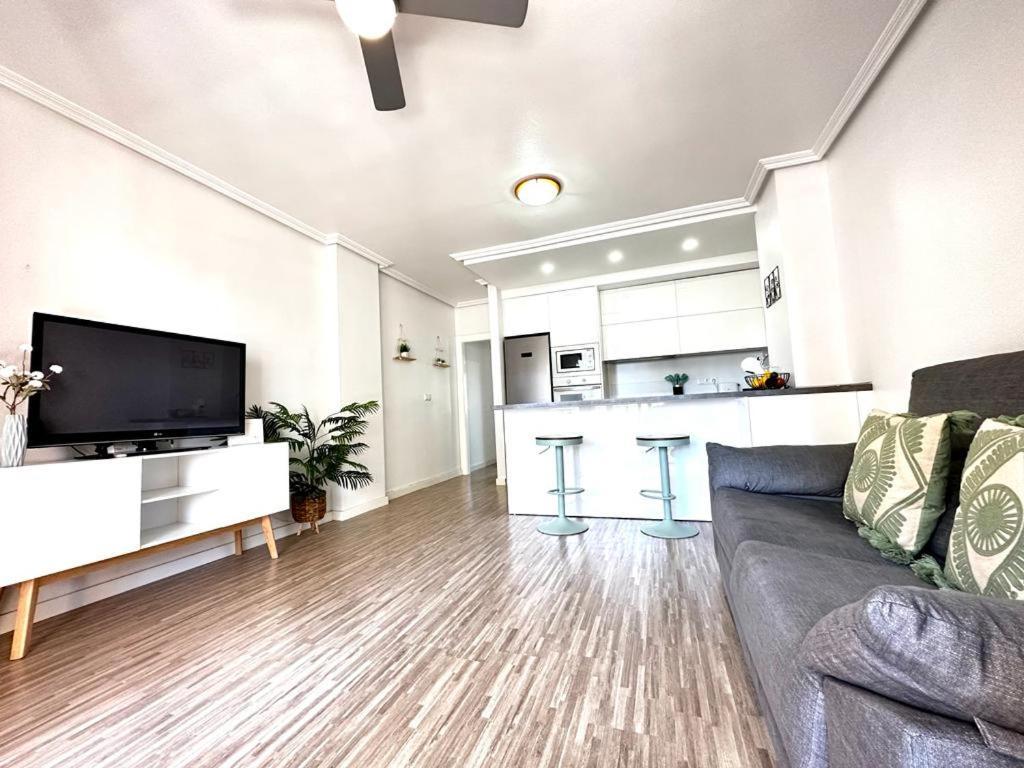 Arenales Del Sol Beach Apartment Apartment